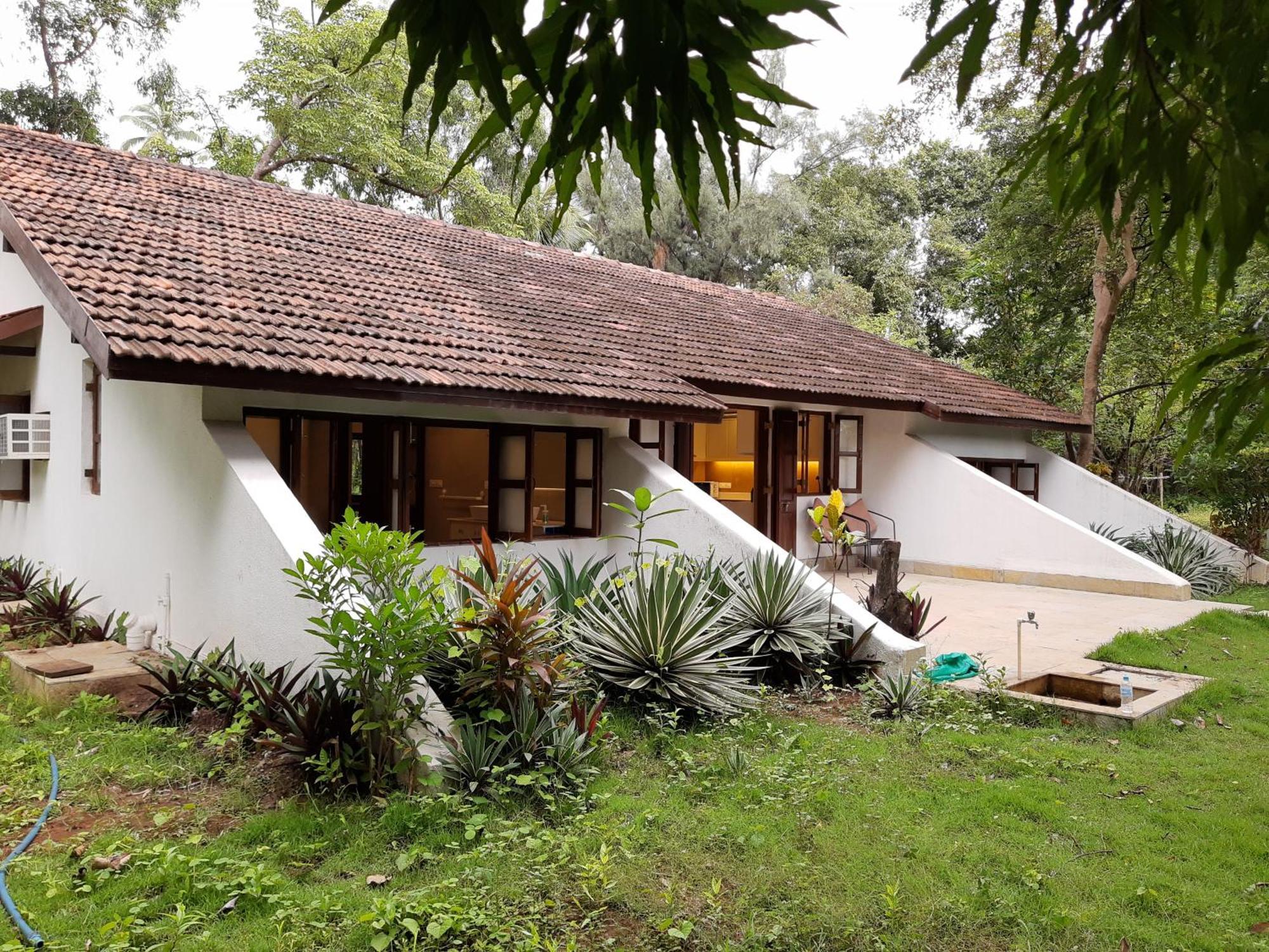 Banyan House - Luxurious 4 Bedroom Villa On One Acre, Near The Beach Нагаон Экстерьер фото